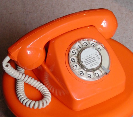 analoge wählscheibentelefone analogtelefone farbig 70erjahre