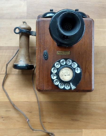1920 Standard Electric Peruana Holztelefon Wandstation Wählscheibentelefon 1