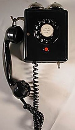 schweizer wandtelefon aus bakelit 1931 modell 